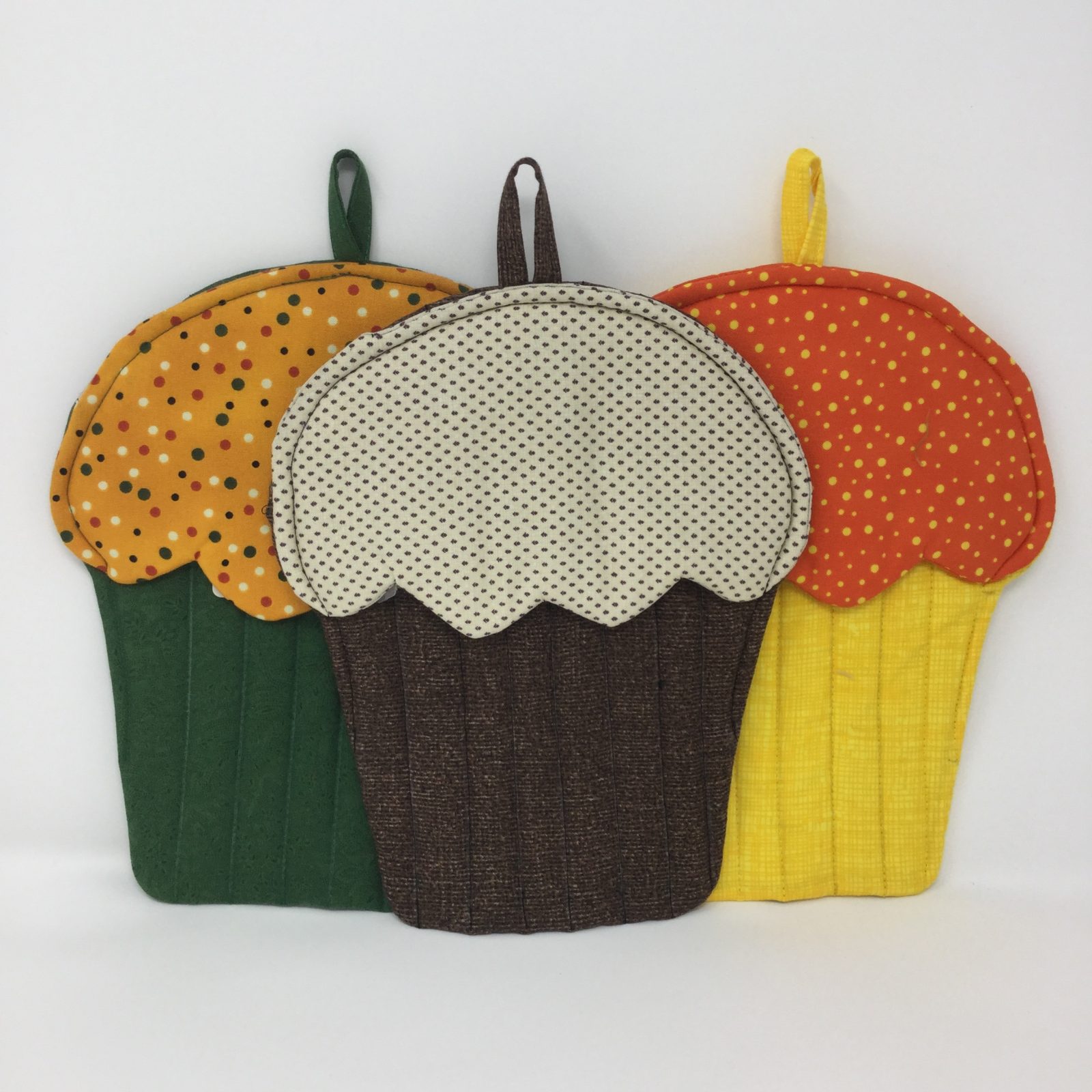 cupcake-potholder-family-farm-handcrafts-handmade