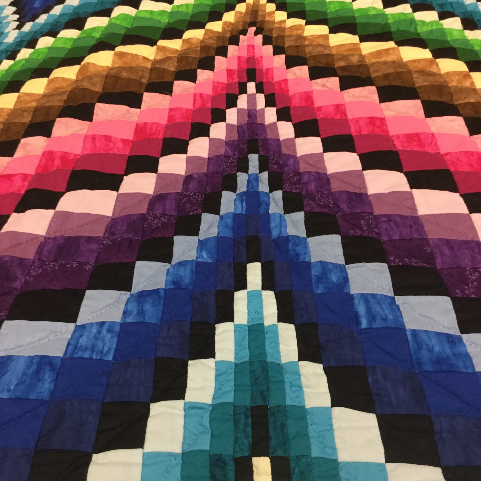 Bargello Wave Quilt Queen Family Farm Handcrafts