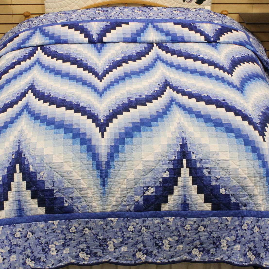 bargello-flame-quilt-queen-family-farm-handcrafts